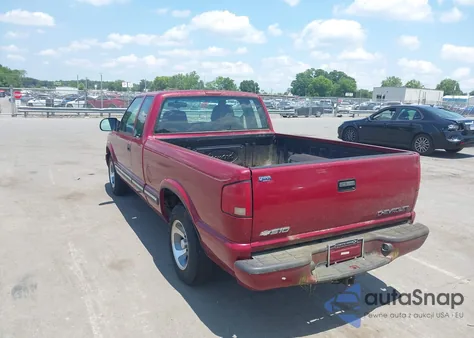 2001 Chevrolet S-10 Ls из США, поврежденный, VIN 1GCCS19581K109243